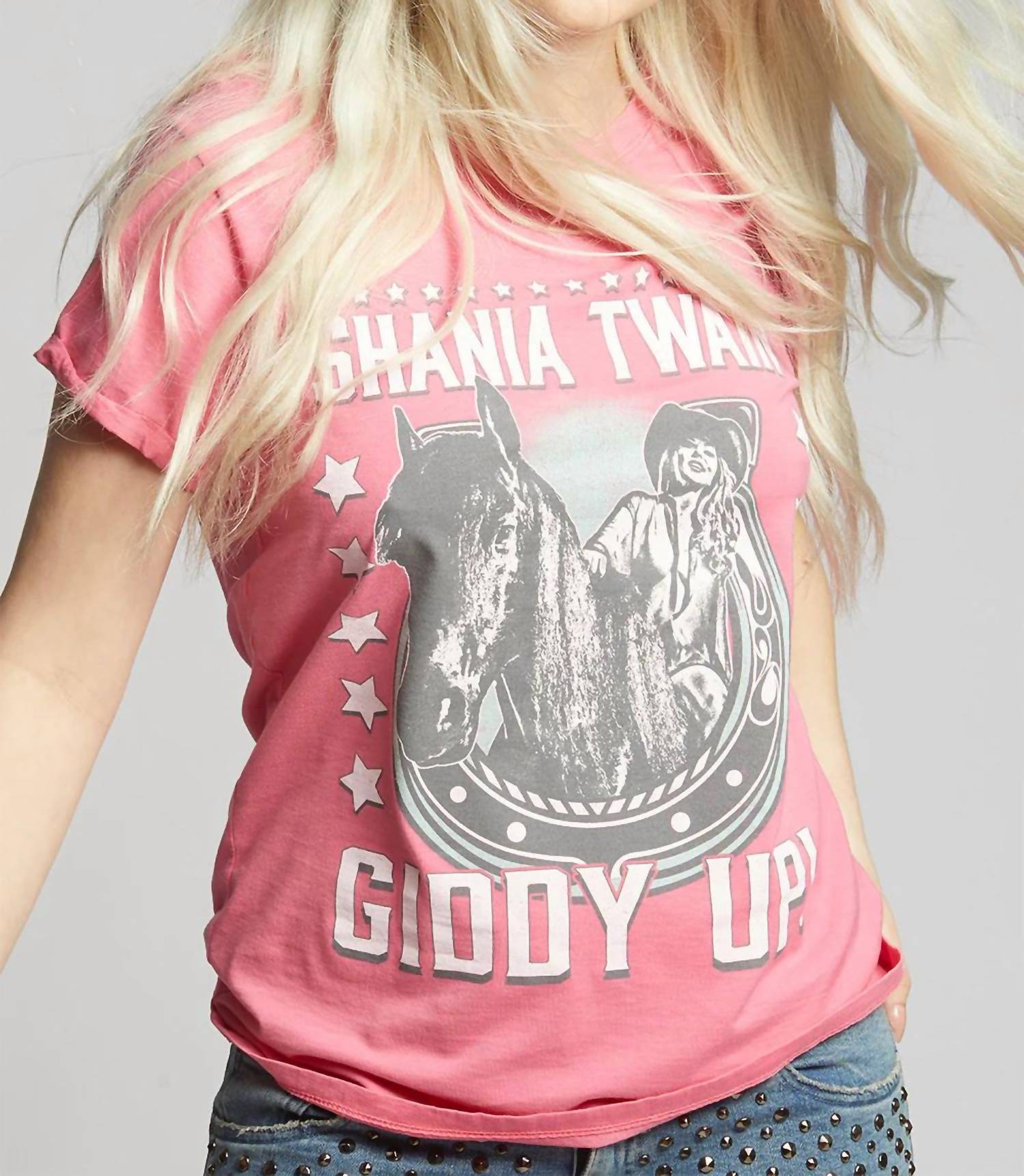 

Футболка Shania Twain Giddy Up в цвете пунш Recycled Karma, Punch