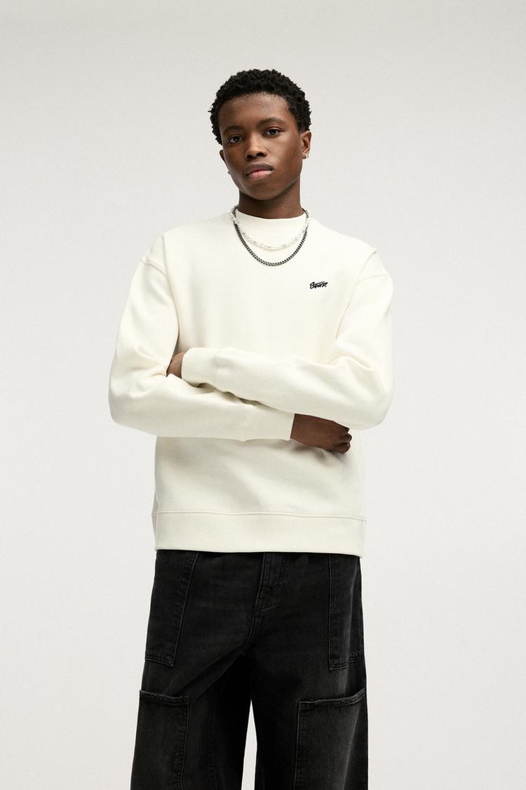 

Толстовка с круглым вырезом Pull And Bear, белый