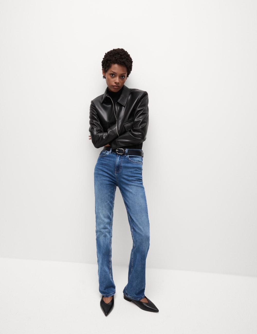

Джинсы Eva Bootcut Marks & Spencer, светлый индиго