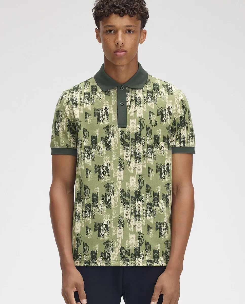 

Мужское поло с коротким рукавом и абстрактным дизайном Fred Perry, зеленый