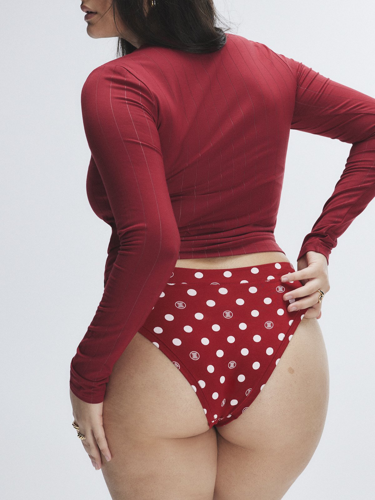 

Трусики Savage X Fenty Cotton Essentials, цвет Red Cognac/Dove White XO Polka Dot Print