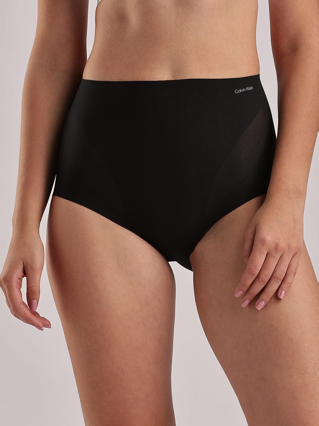 Женские утягивающие трусики-слипы с высокой талией Calvin Klein Stay-Put Mesh, Black — фото 3