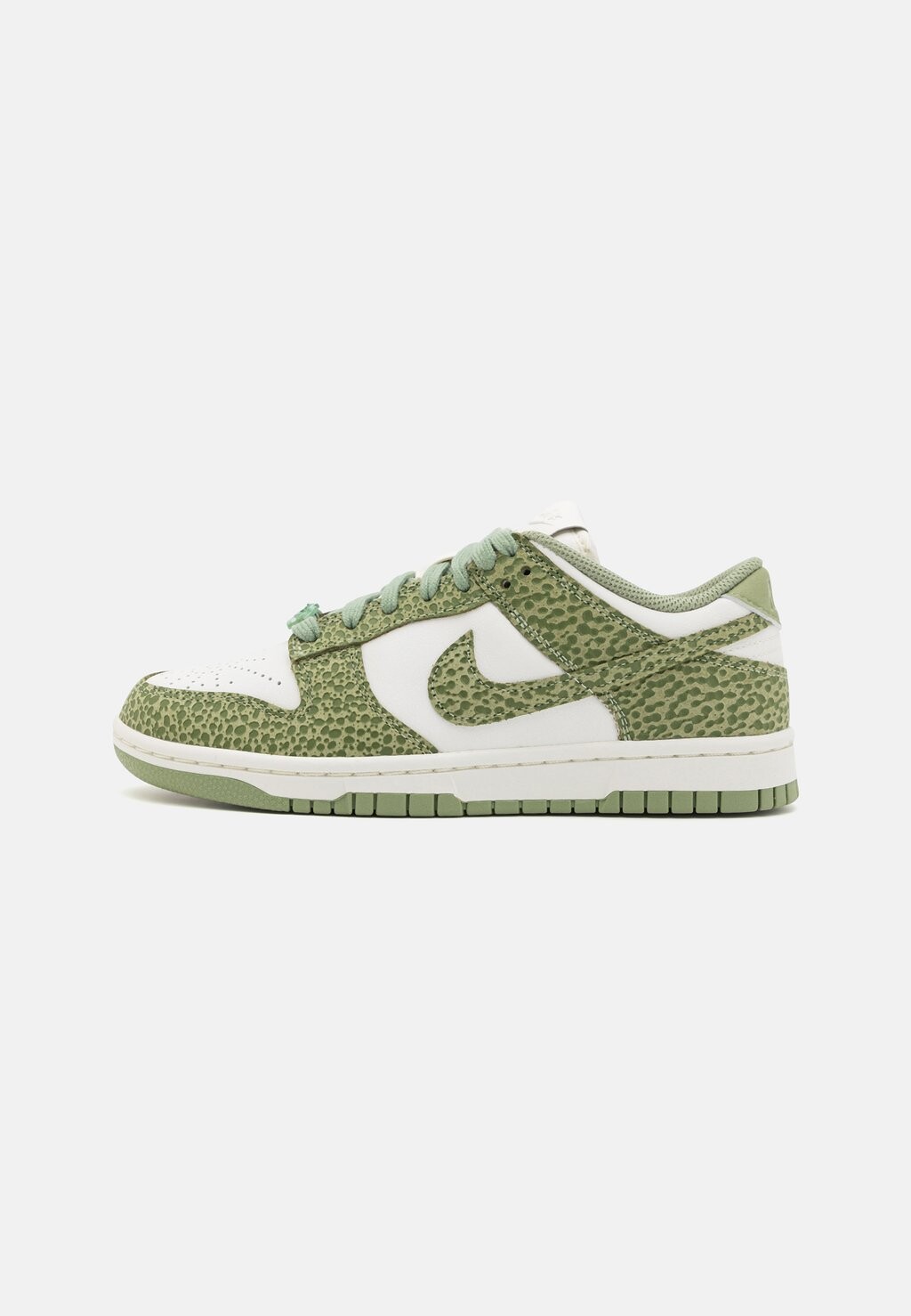 

Кроссовки на шнуровке DUNK LOW PRM Nike, зеленый