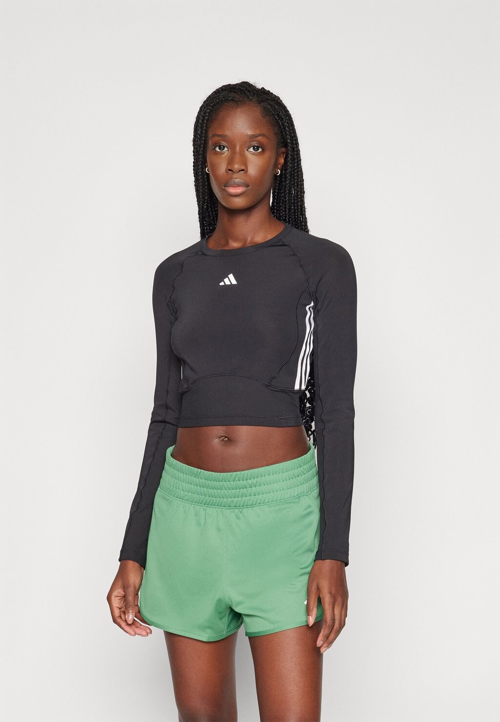 

Топ с длинными рукавами TRAIN ESSENTIALS MATERIAL MIX LONG SLEEVE adidas Performance, черный