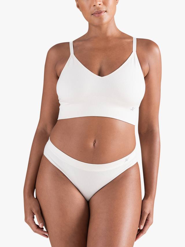 

Бесшовный ребристый удлиненный бралетт Nudea, White Sand