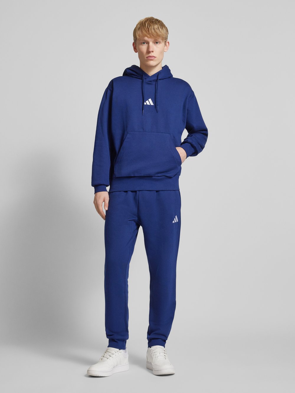 

Спортивные брюки с эластичным поясом ADIDAS SPORTSWEAR