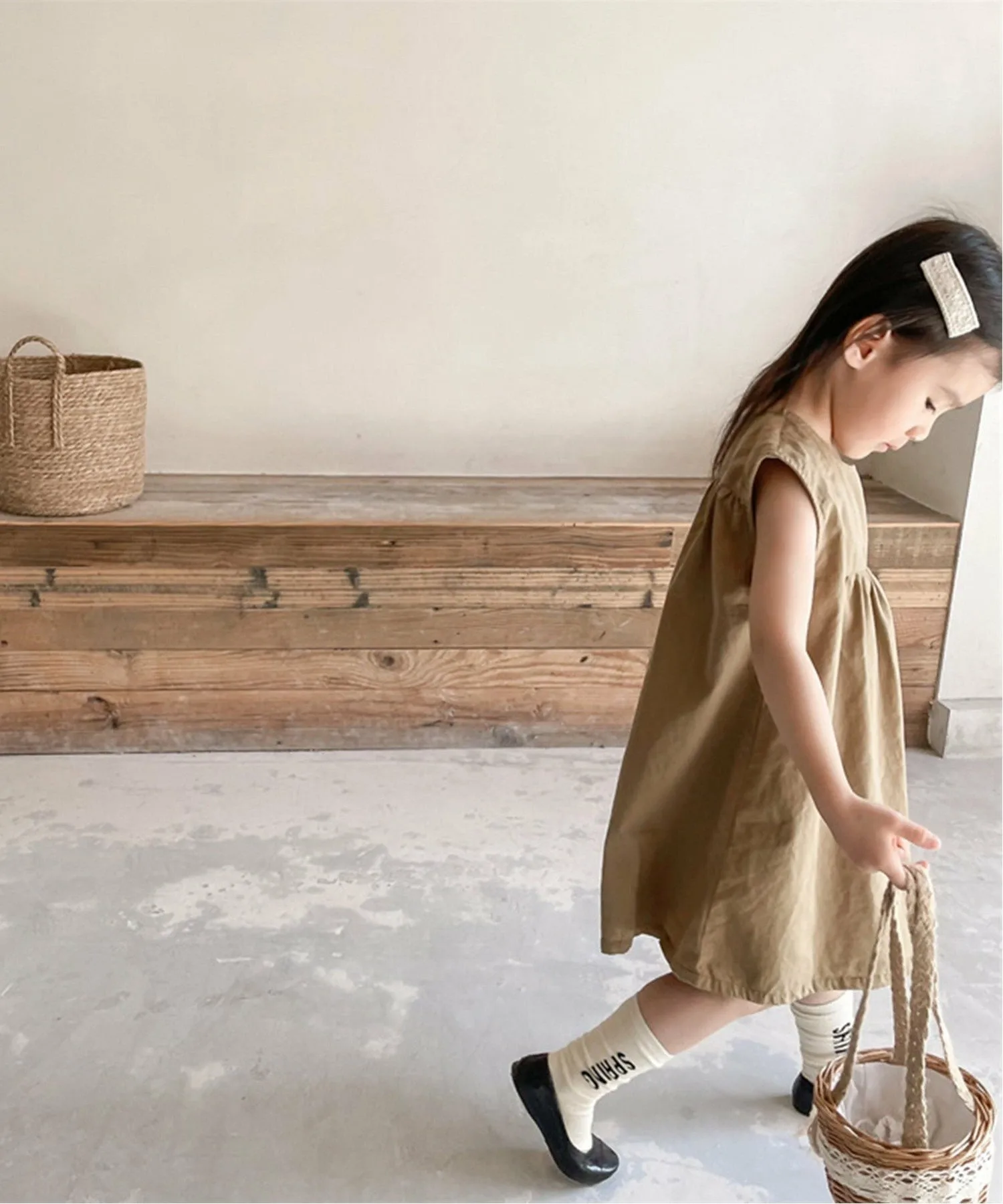 Детское хлопковое платье корейского производства aimoha KIDS/ aimoha KIDS, цвет Dark Beige — фото 3