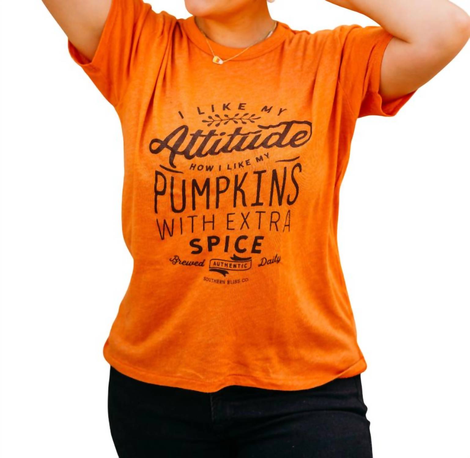 

Футболка с надписью «Pumpkin Attitude» оранжевого цвета SOUTHERN BLISS