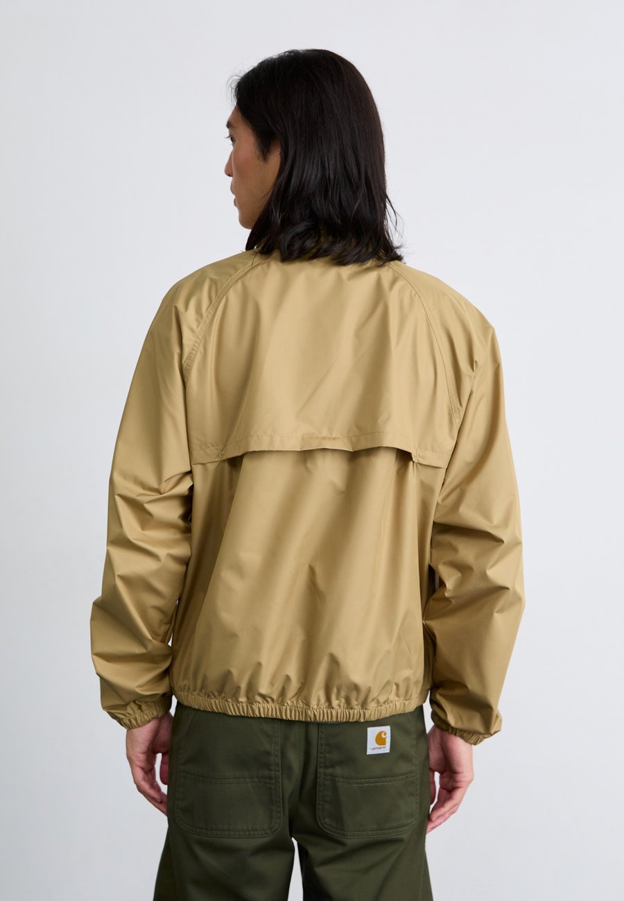 Куртка Nike Sportswear CLUB, Parachute Beige/White/Beige — фото 3