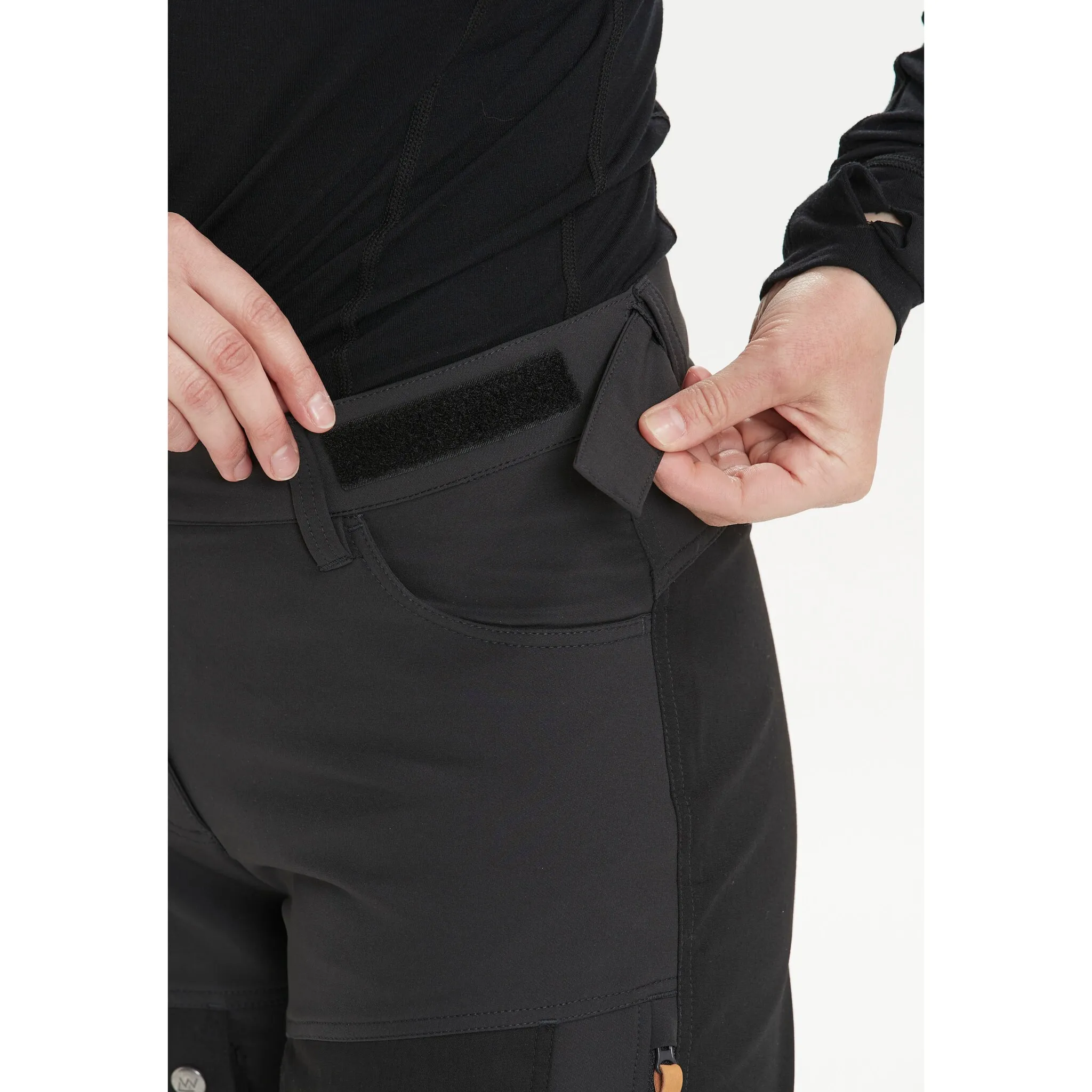 

Брюки WHISTLER Softshell "Anissy" из дышащего материала, черный