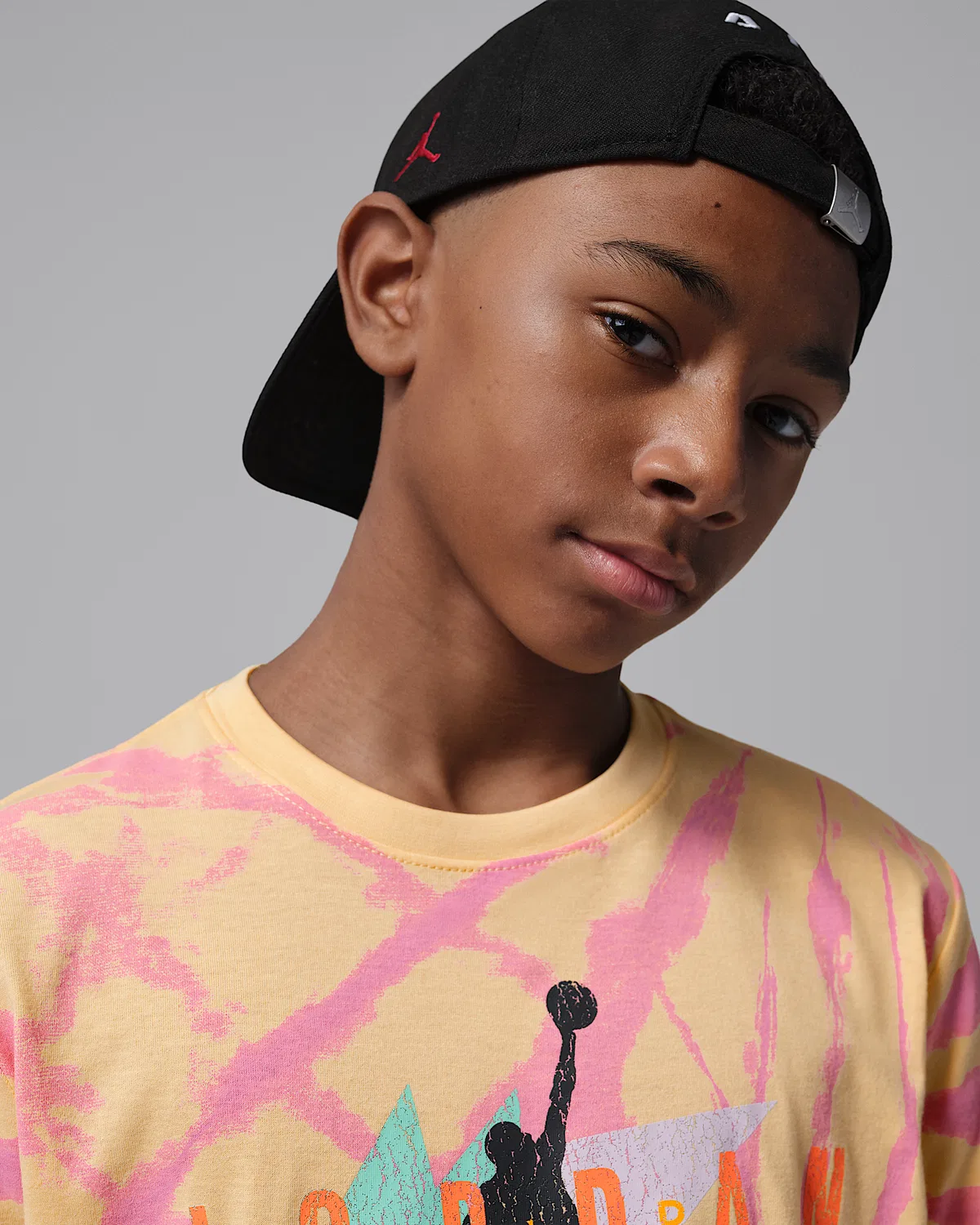 Детская футболка Jordan Big Kids' Geo Tie Dye, Lemon Wash — фото 3