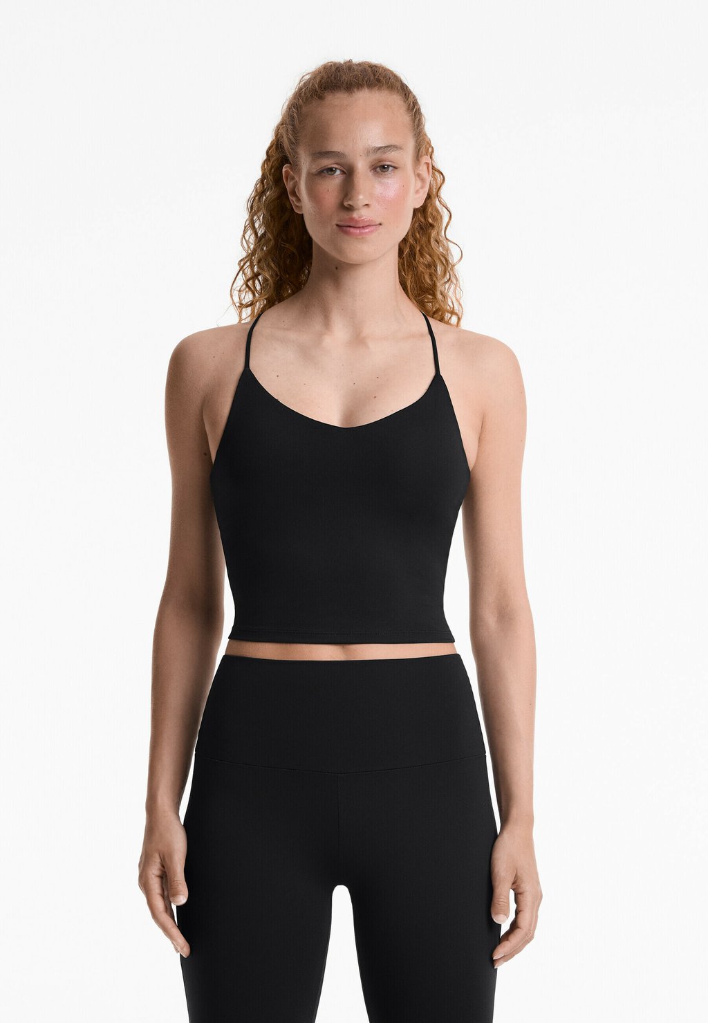 

Топ COMFORTLUX OYSHO, черный