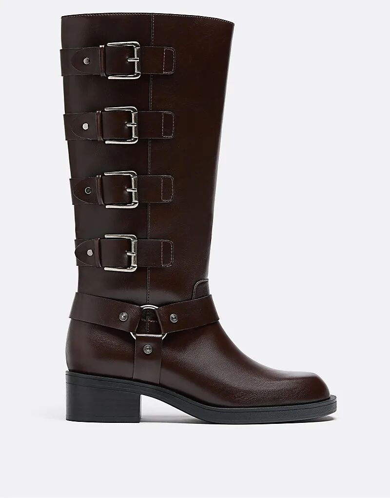 Ботинки Stradivarius Flat с потертостями и пряжками коричневого цвета