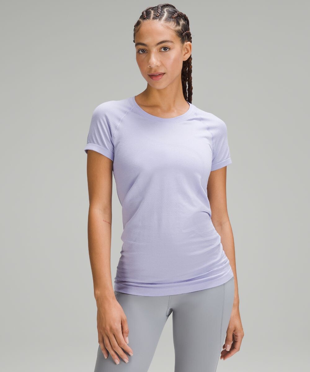 

Рубашка с короткими рукавами Swiftly Tech 2.0 Lululemon, сиреневый