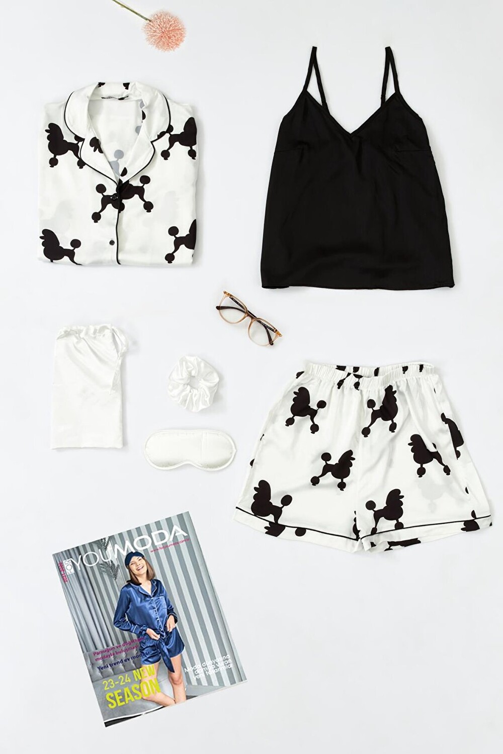 

Комплект из 6 белых атласных пижамных шорт с узором собаки FOR YOU MODA
