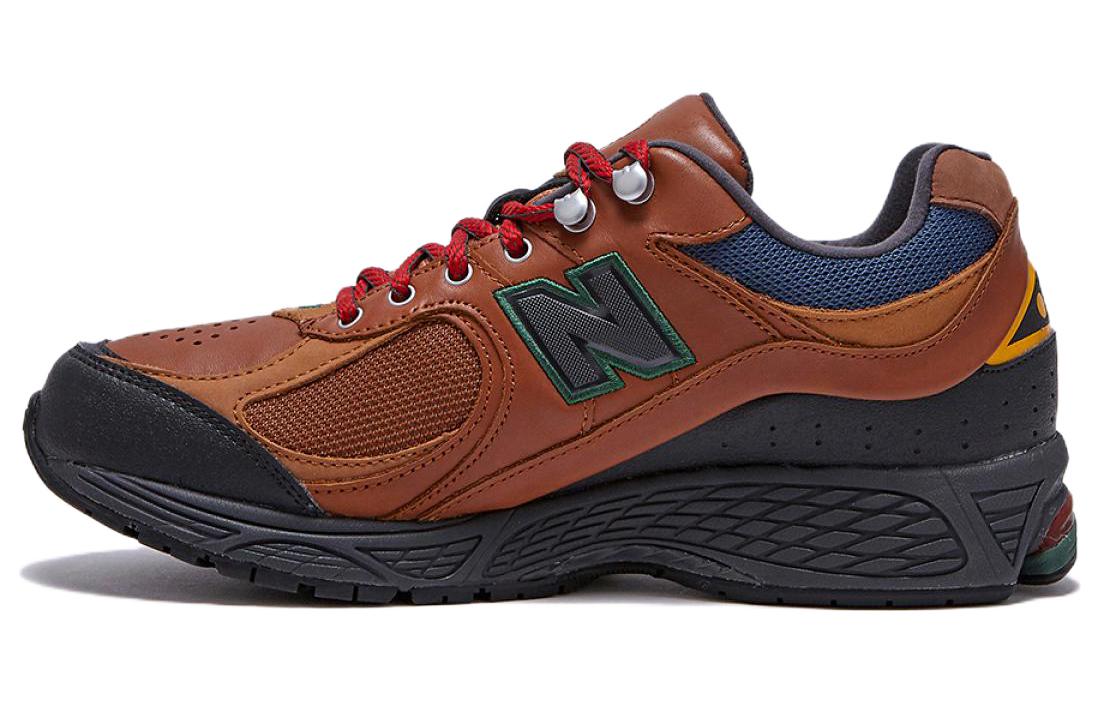 

New Balance 2002R Wonderland Park Коричневый