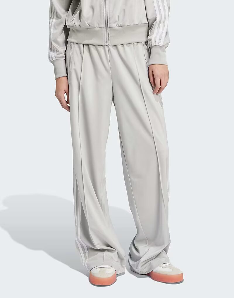 

Спортивные брюки Adidas Originals Firebird Loose серого цвета
