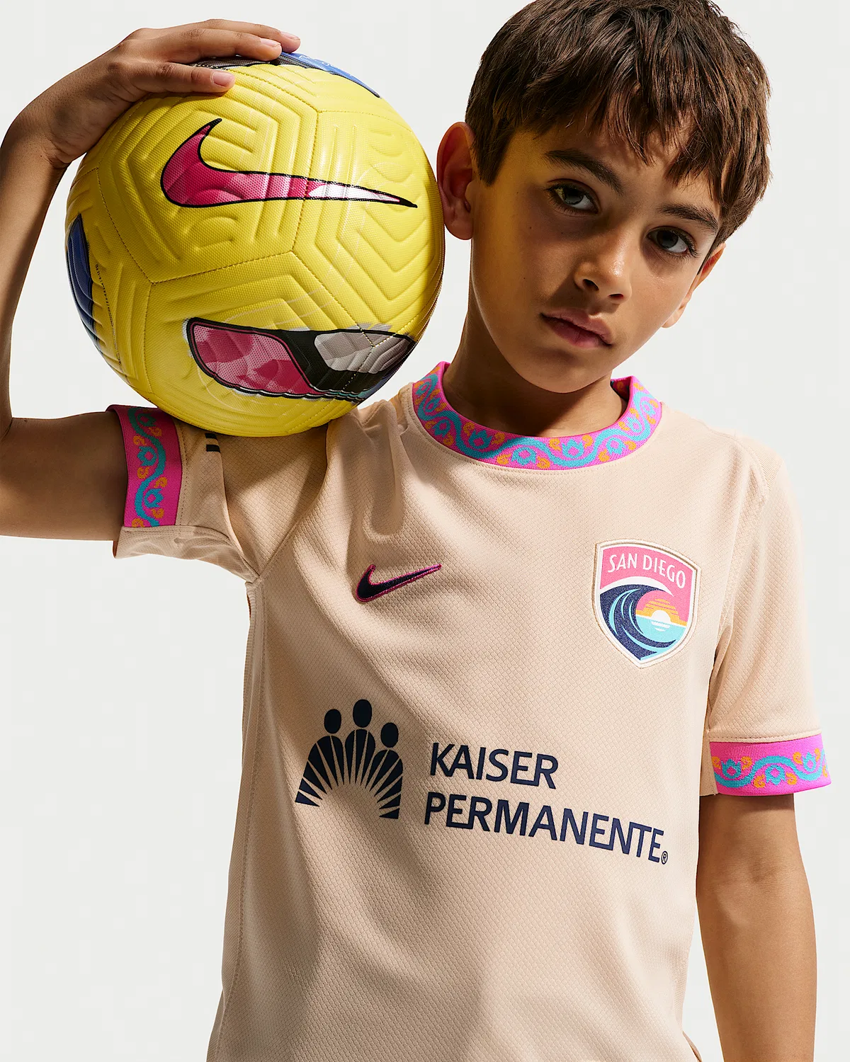 Детская футболка Nike Dri-FIT Replica Jersey San Diego Wave FC Stadium Edition, Sanddrift — фото 3