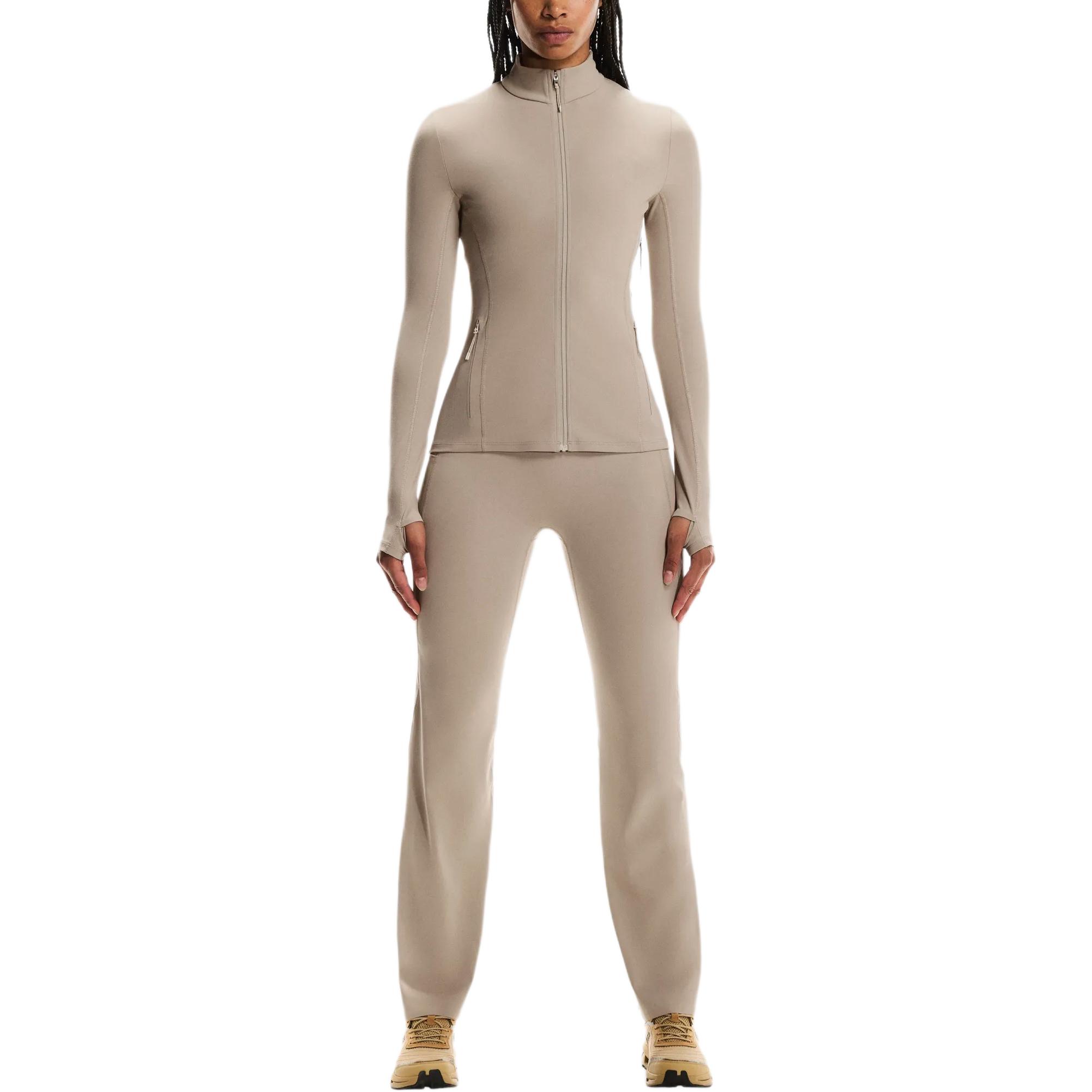 

On Пустынная куртка женская, Desert