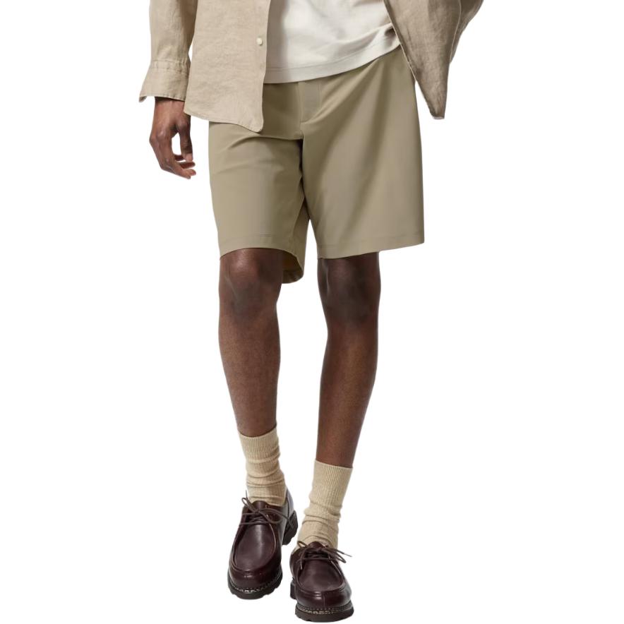 

UNIQLO Повседневные шорты унисекс бежевые