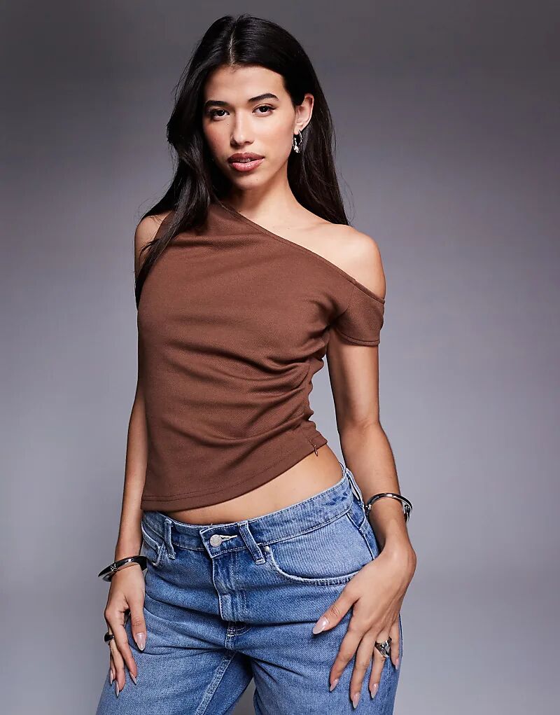 

Топ из трикотажного твила с открытыми плечами ASOS DESIGN коричневого цвета