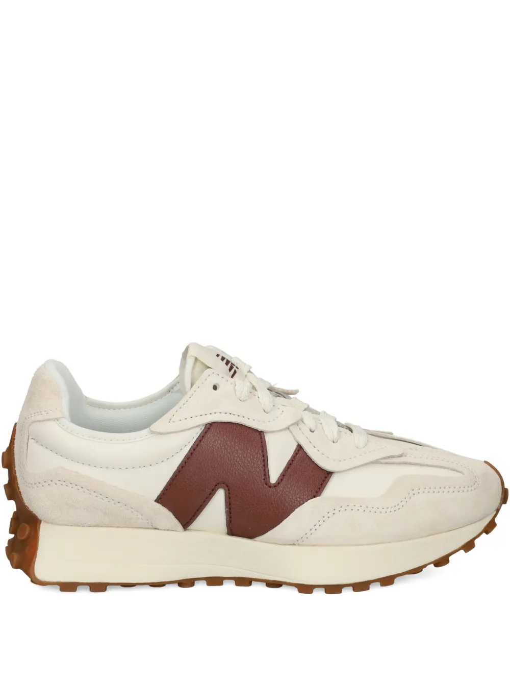 

Кроссовки с логотипом NEW BALANCE