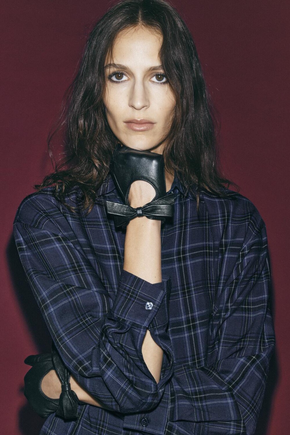 

Кожаные перчатки с бантом ZARA, черный