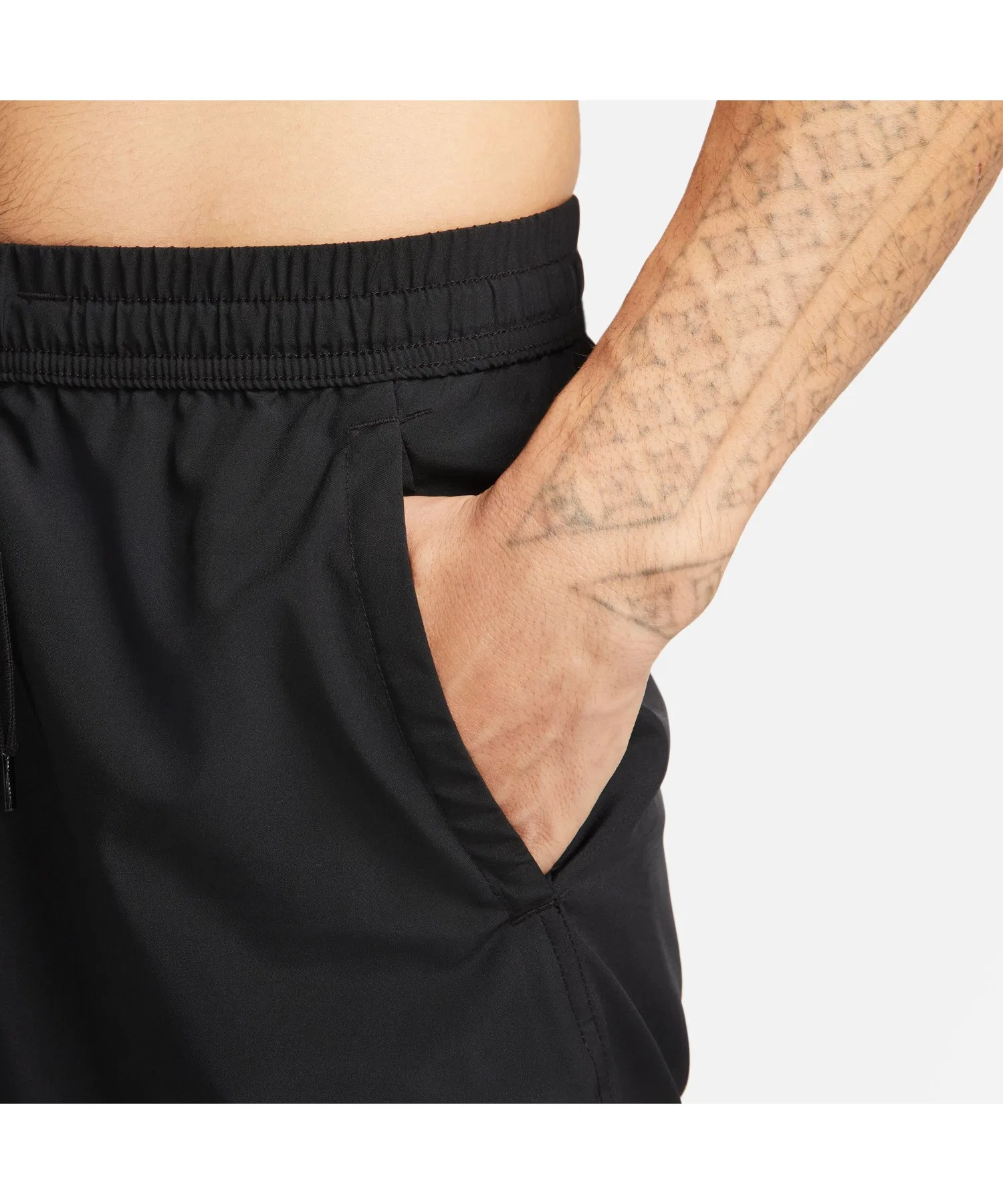 Женские шорты NIKE DF FORM 7IN UL SHORT — фото 4