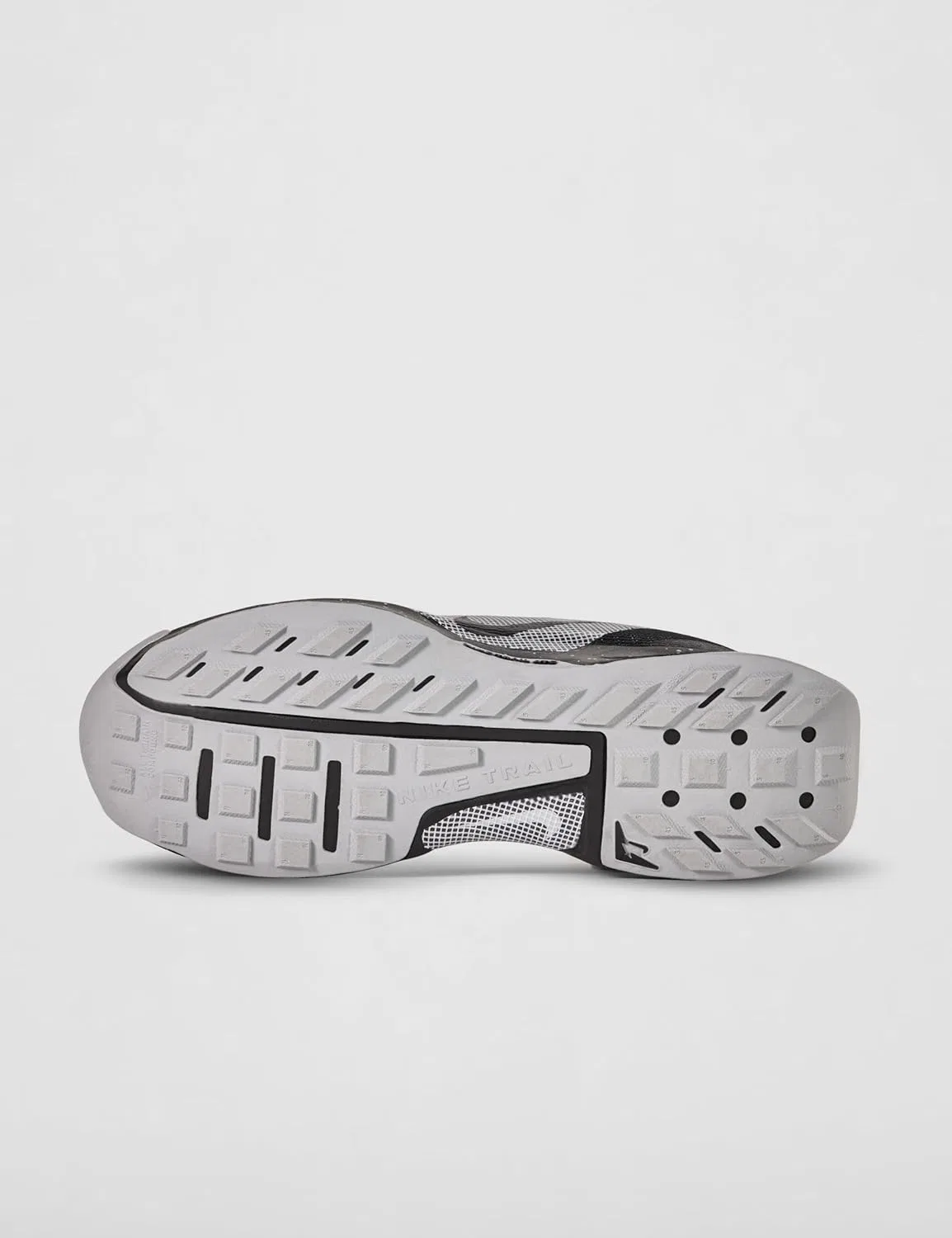 Мужские кроссовки Nike Juniper Trail 3, Black Black Wolf Grey Photon Dust — фото 4