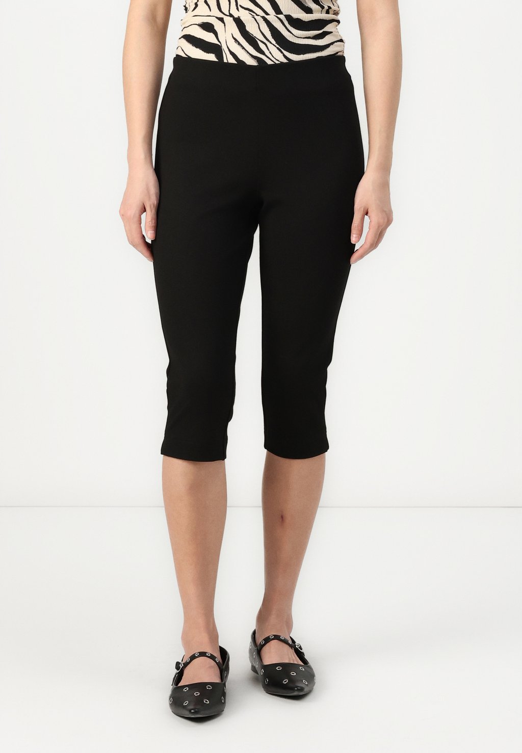 

Брюки ONLMARCELLA LIFE CAPRI PANT ONLY, черный