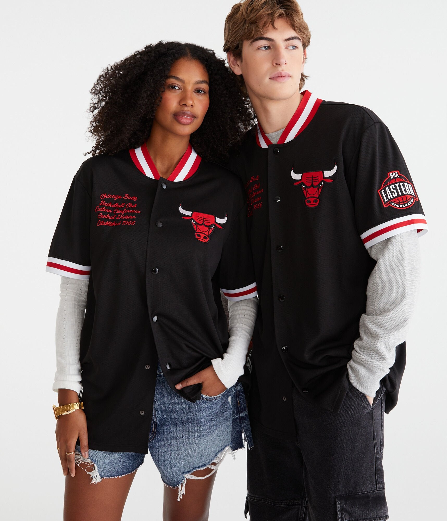 

Aeropostale Chicago Bulls Топ, черный