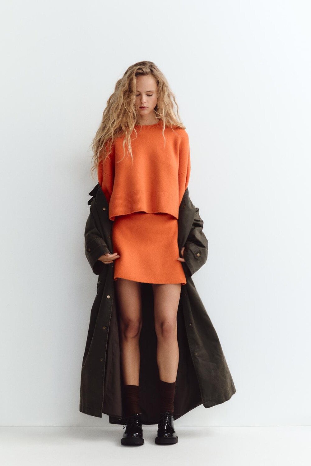 

Свитер однотяжной вязки ZARA, оранжевый