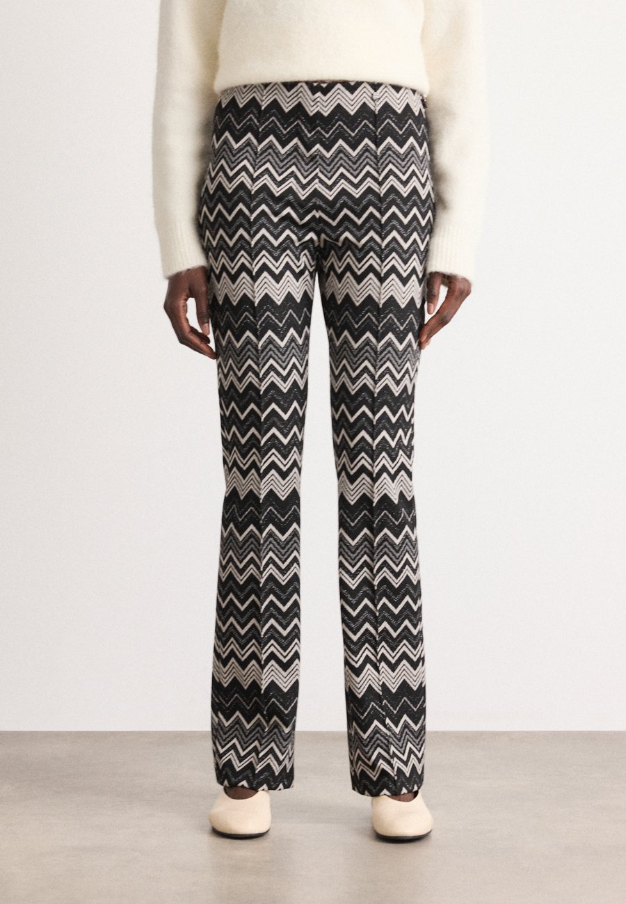 

Брюки Marc Cain Trousers, Black