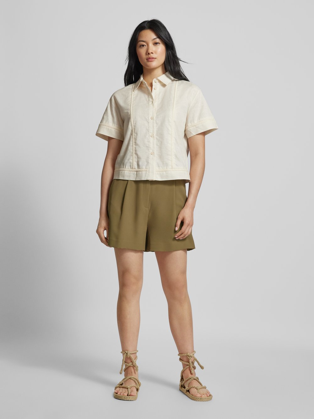 

Шорты с французскими карманами Jake*s Collection, оливковый