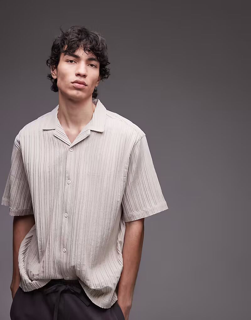 

Рубашка Topman с короткими рукавами и фактурной плиссе в каменном цвете