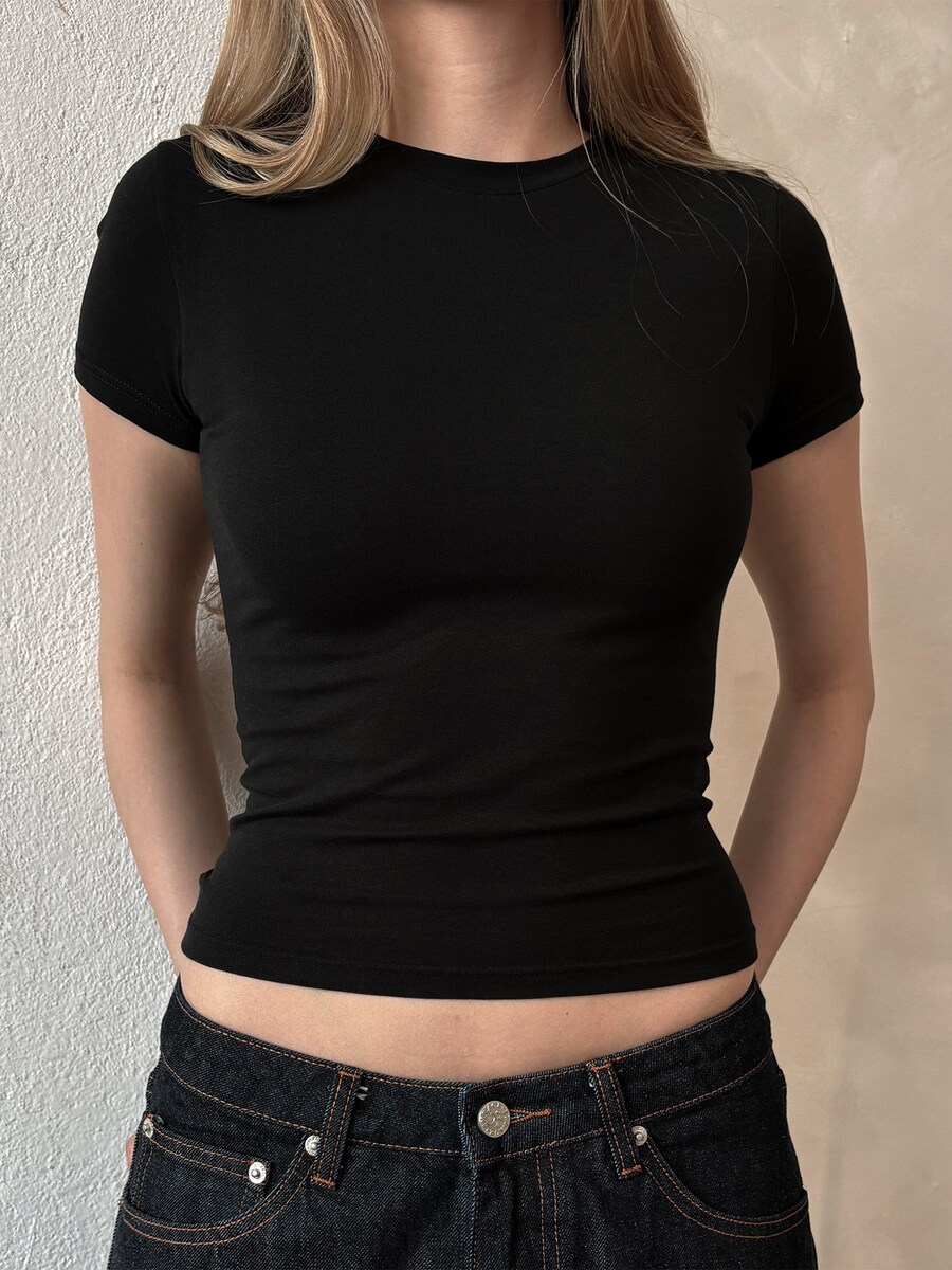 

Топ ENRAGE FITTED TEE, черный