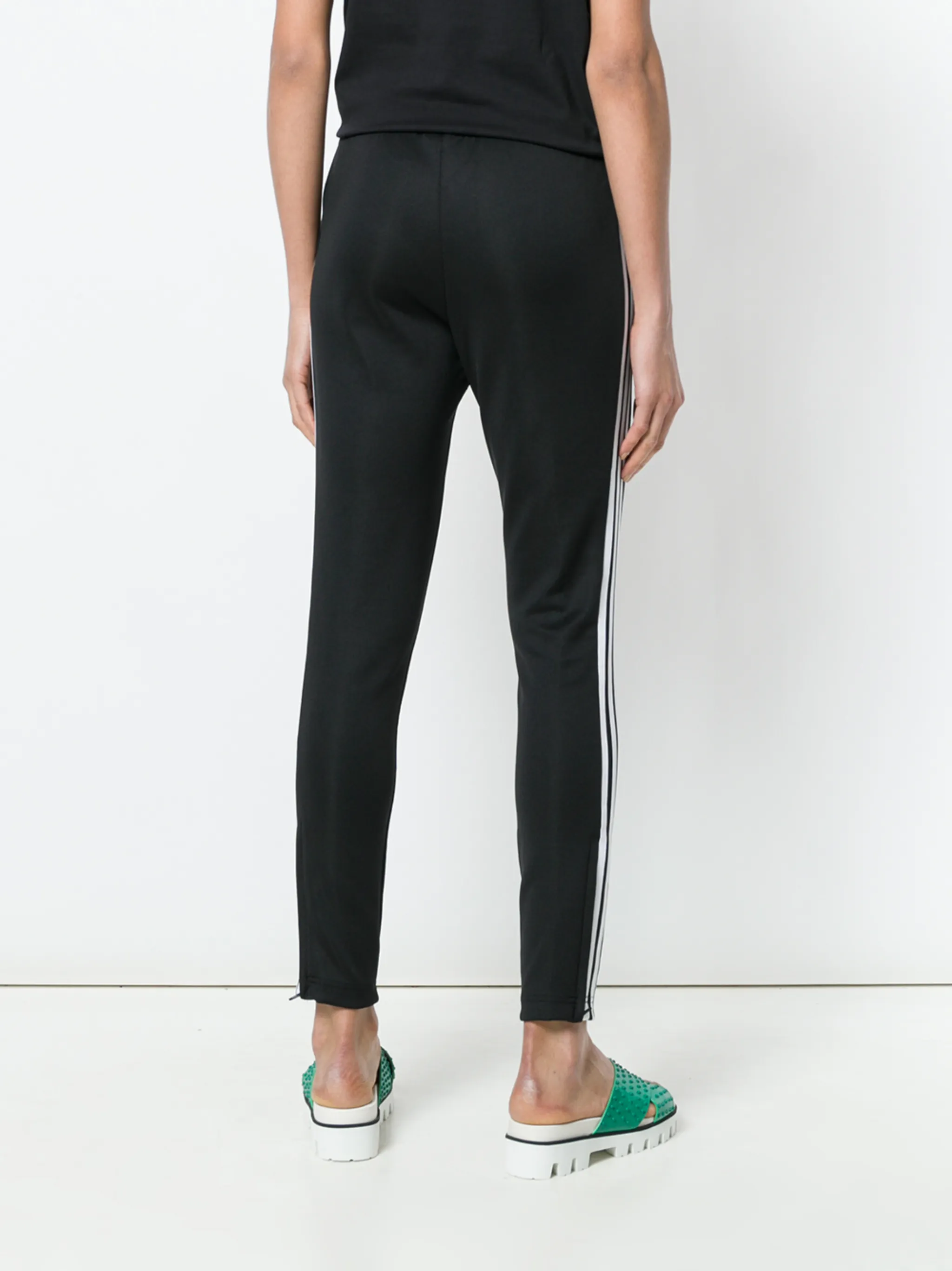 Спортивные брюки Adidas Originals SST, черный — фото 4
