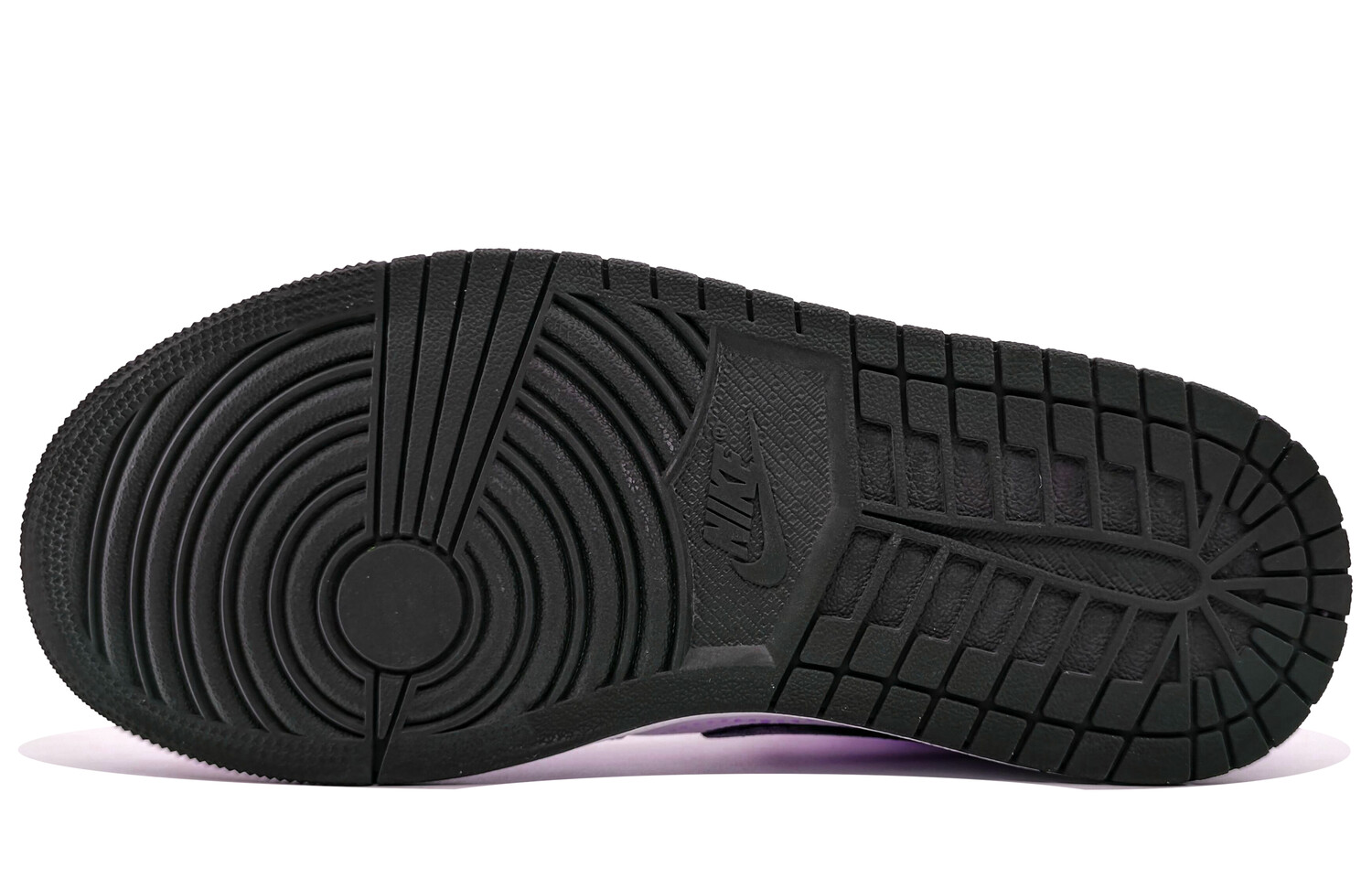 

Кроссовки Air Jordan 1 Vintage Basketball Shoes Men High-top Deep Purple, Black, фиолетовый