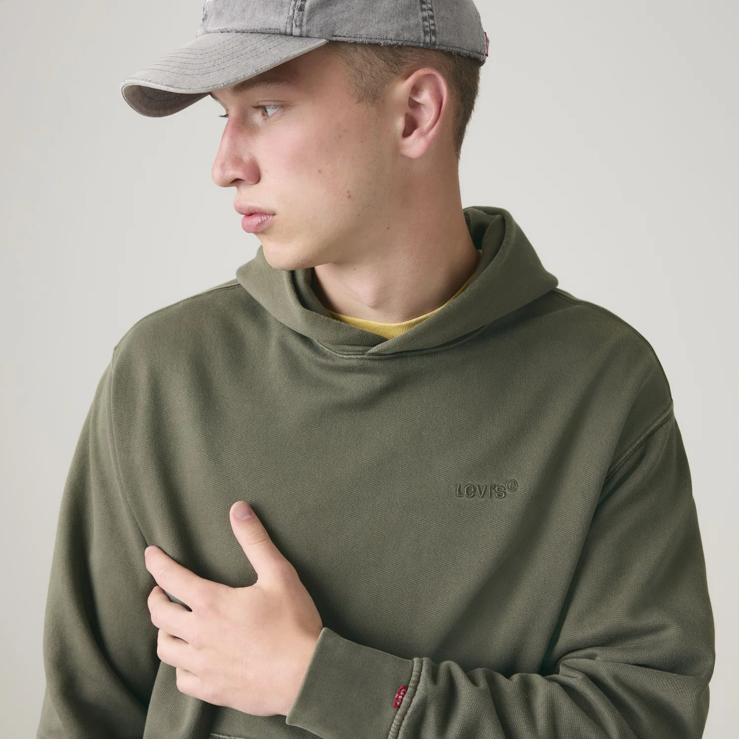 Оригинальная толстовка с капюшоном, окрашенная методом Garment Dye Levi's, Green — фото 3