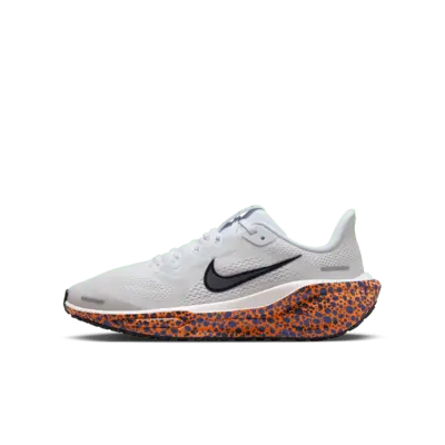 

Кроссовки Nike Pegasus 41 Electric, цвет Football Grey/Total Orange/Dark Obsidian