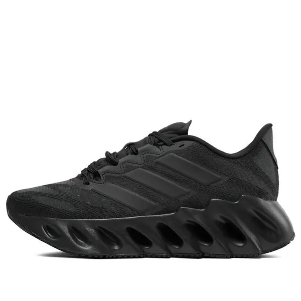 Кроссовки сменить вперед Adidas, черный