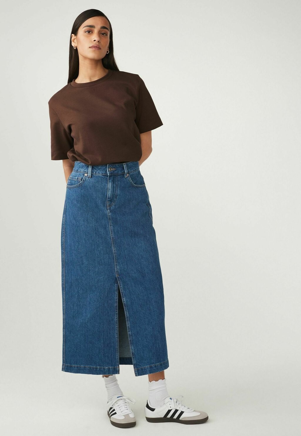 

Футболка с принтом HEAVYWEIGHT SHORT SLEEVE CREW NECK STANDARD Next, цвет chocolate brown