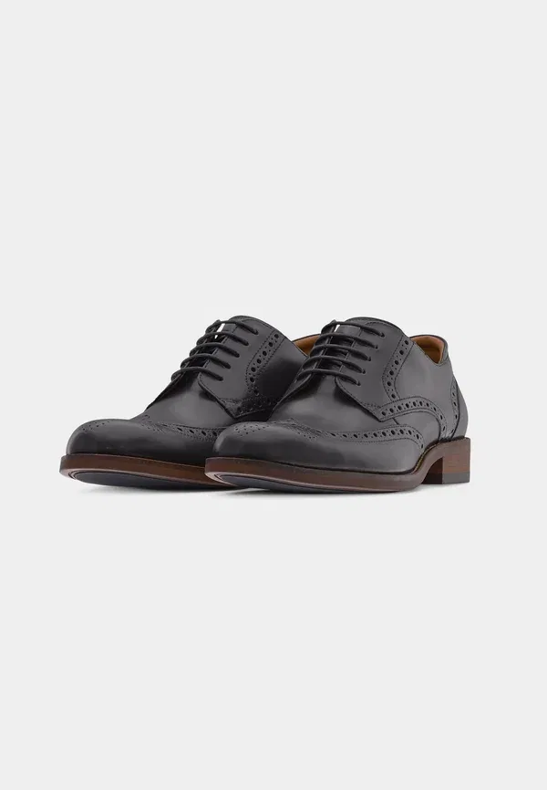 Туфли Clarks Craftremi tip lace ups, черный — фото 3