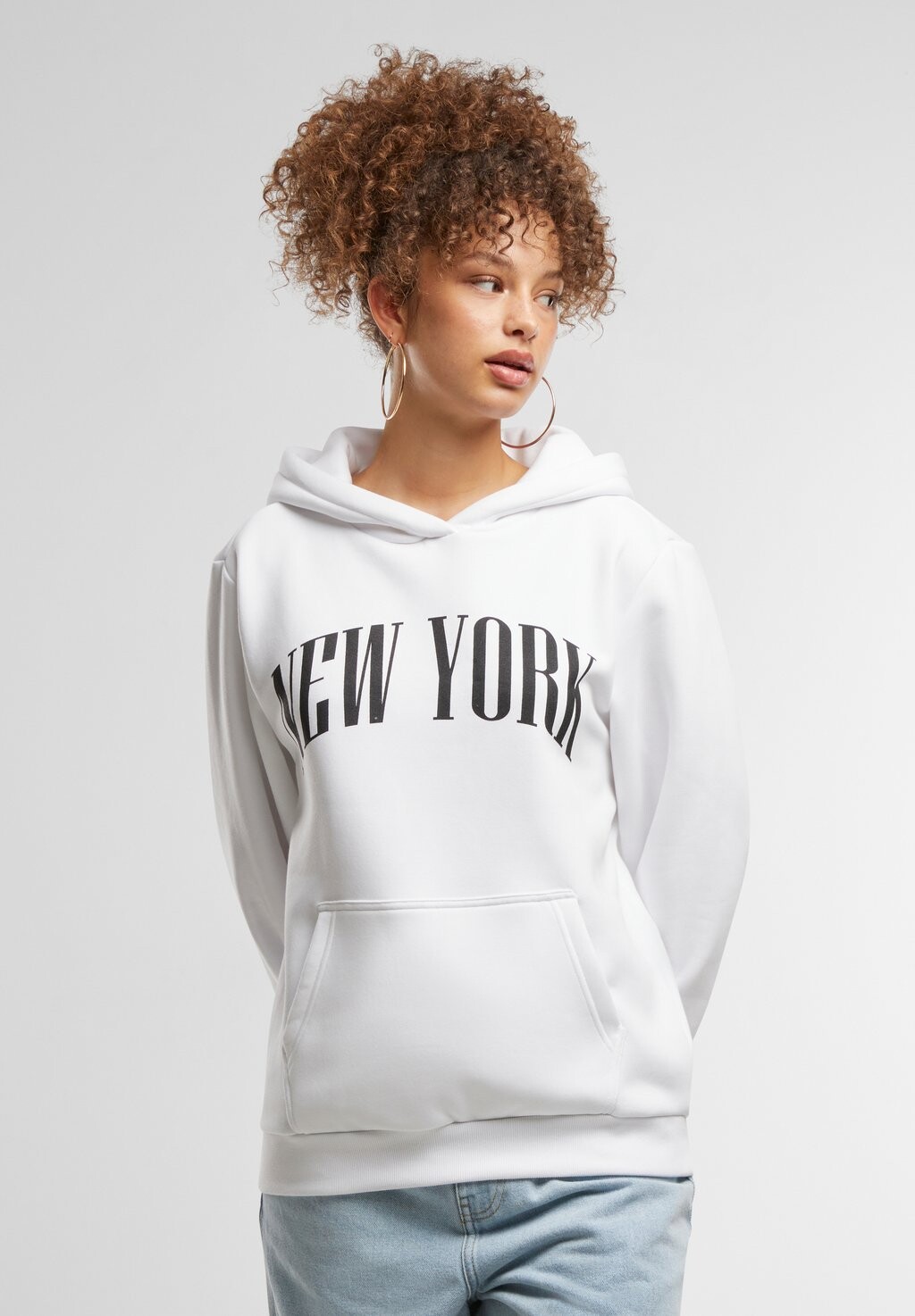 

Толстовка с капюшоном NEW YORK FLUFFY HOODY Mister Tee, белый