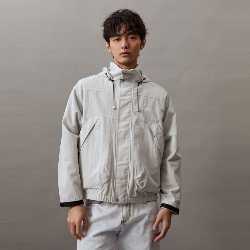 

Куртка спортивная Calvin Klein Jeans мужская, серый
