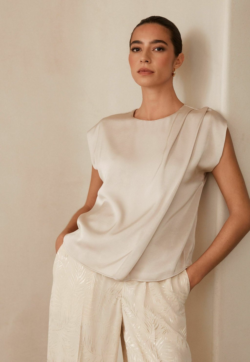 

Топ REGULAR FIT -ASYMMETRIC - Blouse Next, бежевый