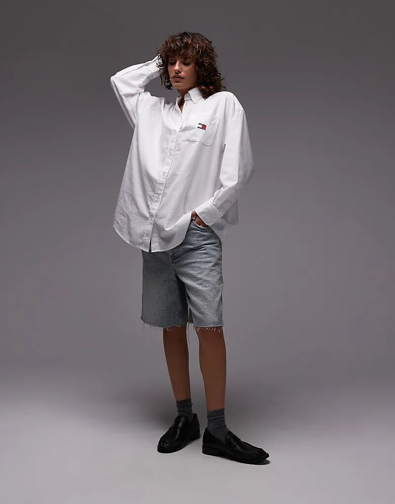 

Рубашка Оксфорд с логотипом Tommy Jeans цвета экрю