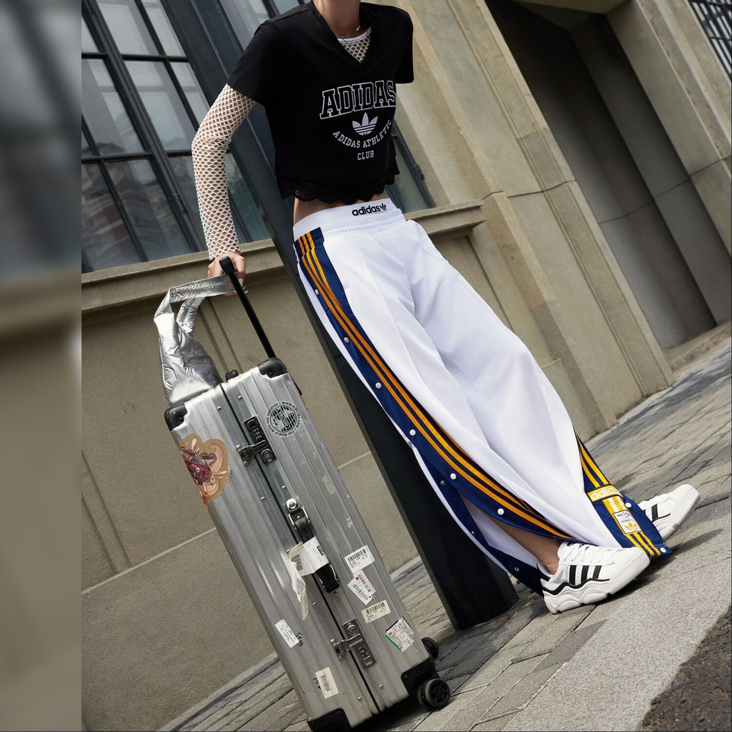 FIRABIRD Трикотажные спортивные штаны женские белые Adidas Originals — фото 3