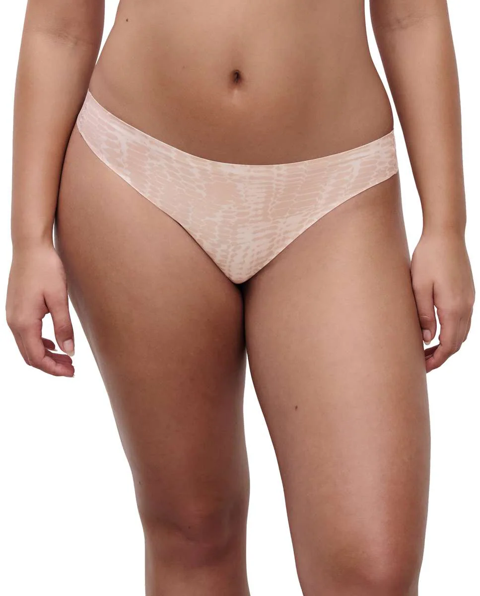 

Бесшовные стринги с эффектом второй кожи SoftStretch Chantelle, бежевый