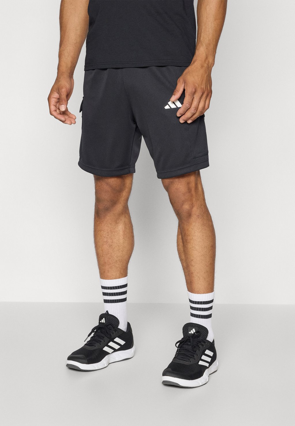 

Спортивные шорты TIRO CAR Adidas Sportswear, черный